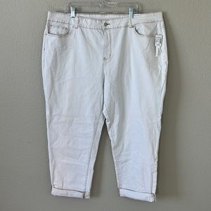 NWT Westport Signature Fit Mid-rise Cuffed Girlfriend Jeans Size 24W